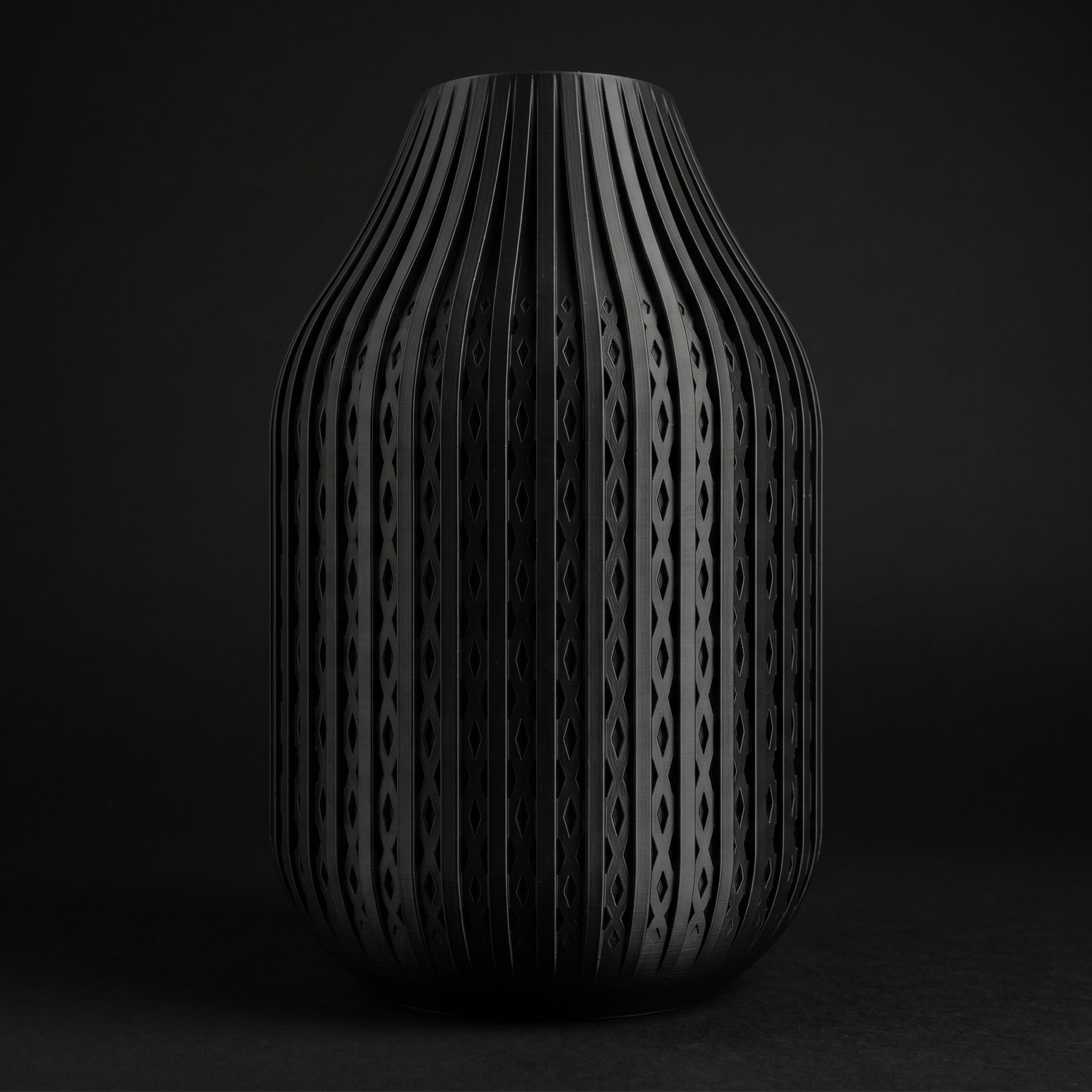 Vaso Karaf - Sculptural Presence - 200mm Preto — foto 20