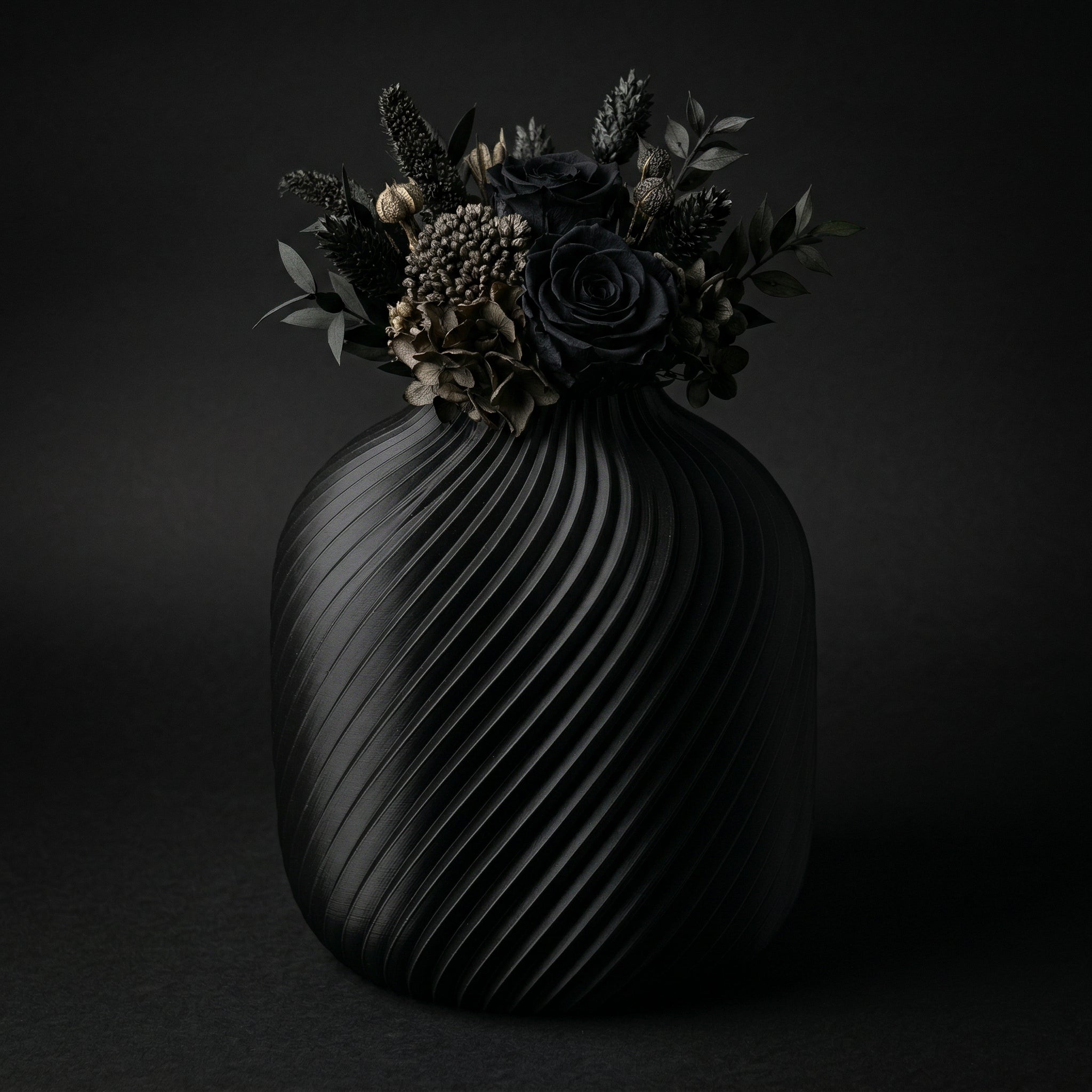 Vaso Voluta Design Curvo Preto — foto 47