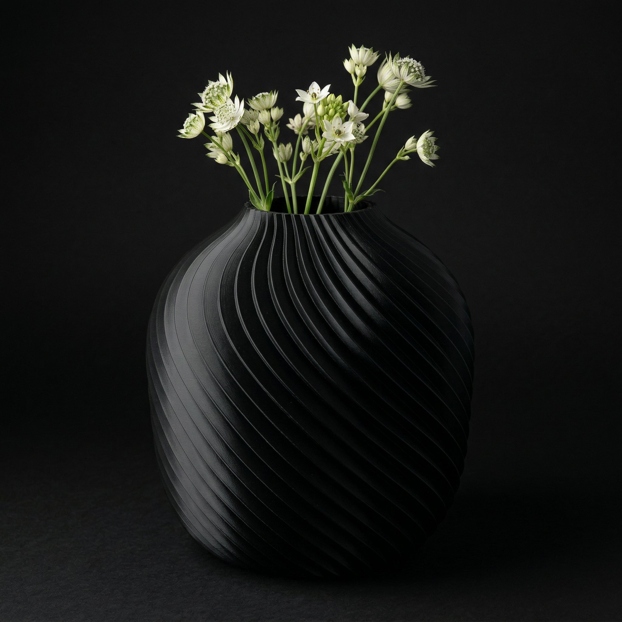 Vaso Voluta Design Curvo Preto — foto 48